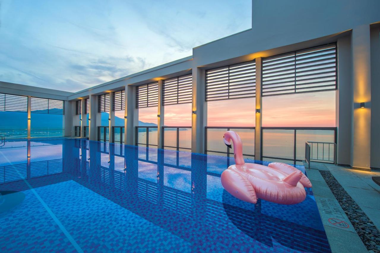 Luxury Beach Condo 5-Star, Rooftop Pool ดานัง ภายนอก รูปภาพ